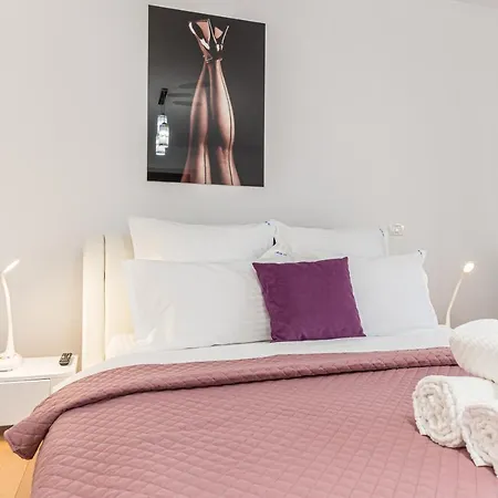 Apartment Lavender Coressi